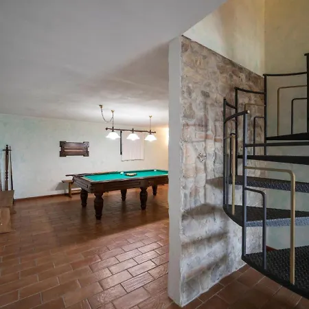 Rustico Cavernoso By Interhome Colle Val D'Elsa